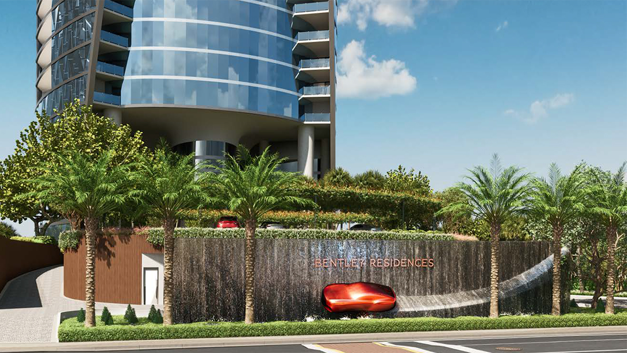 Bentley Residences- Rack Brochure PORT-4-5.jpg