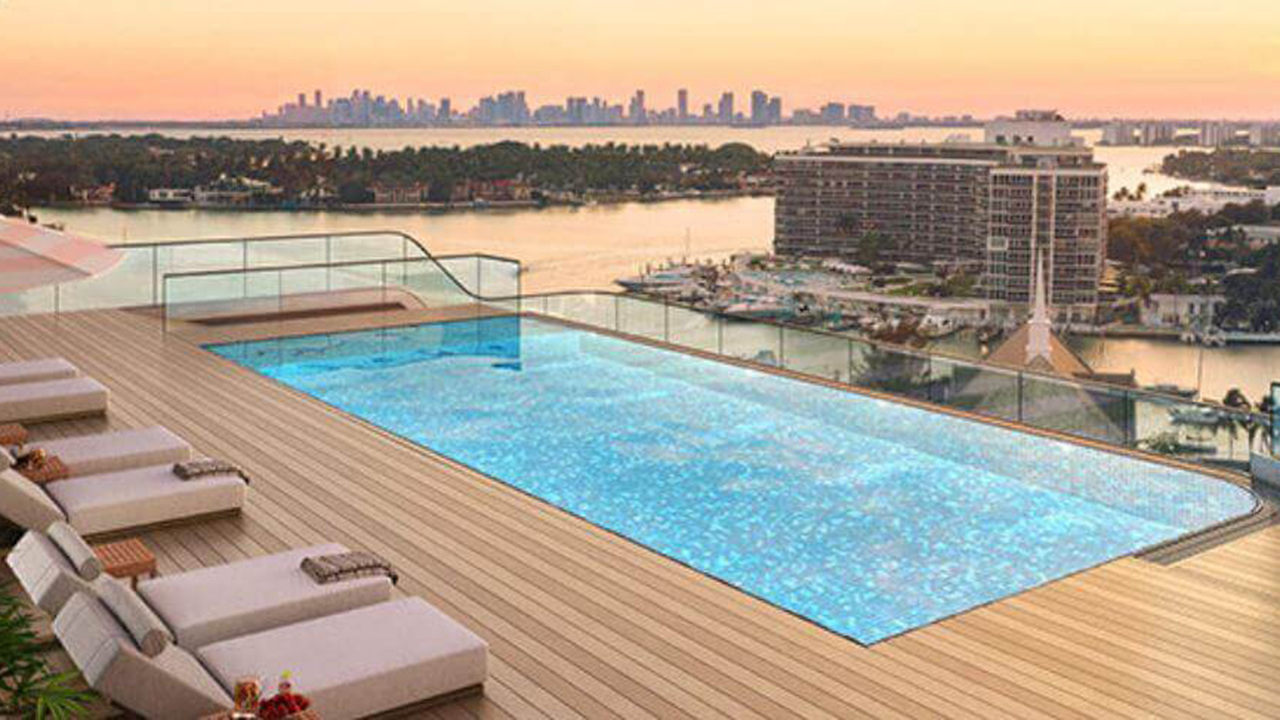 Ella Miami Beach - Pool Deck.jpg