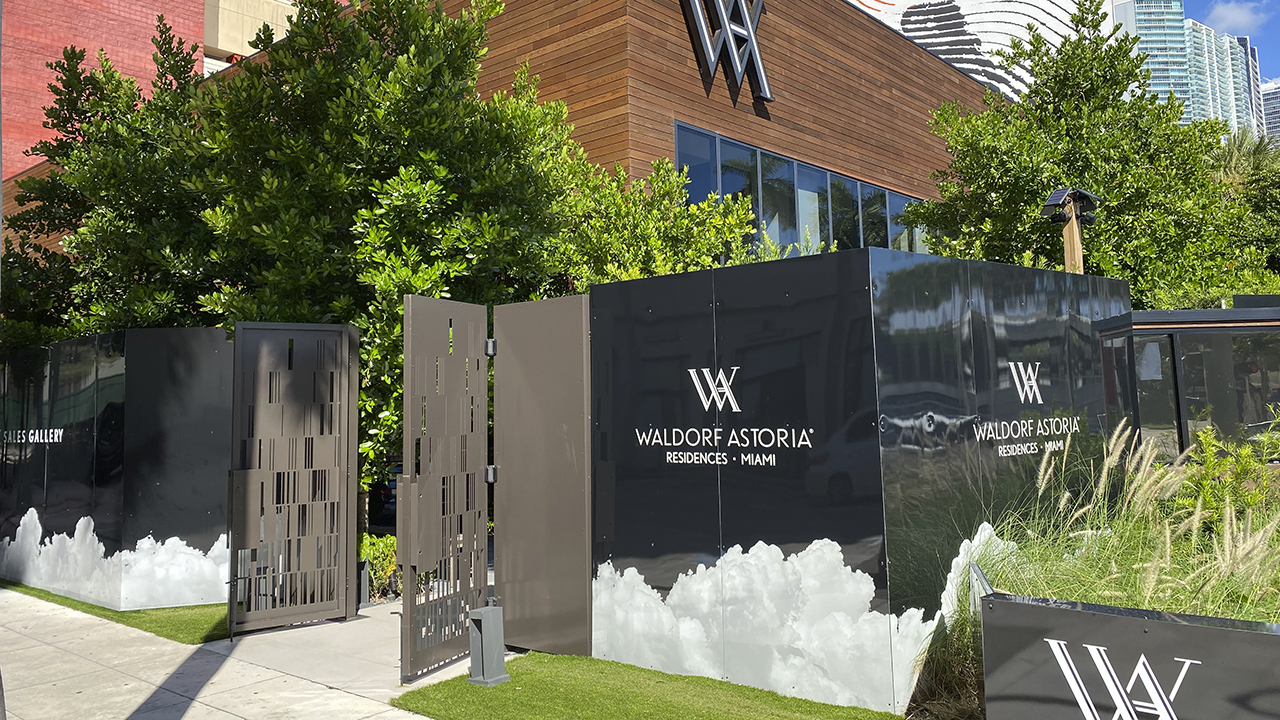Waldorf_Astoria_Downtown_Miami_FL_October_2022.jpg
