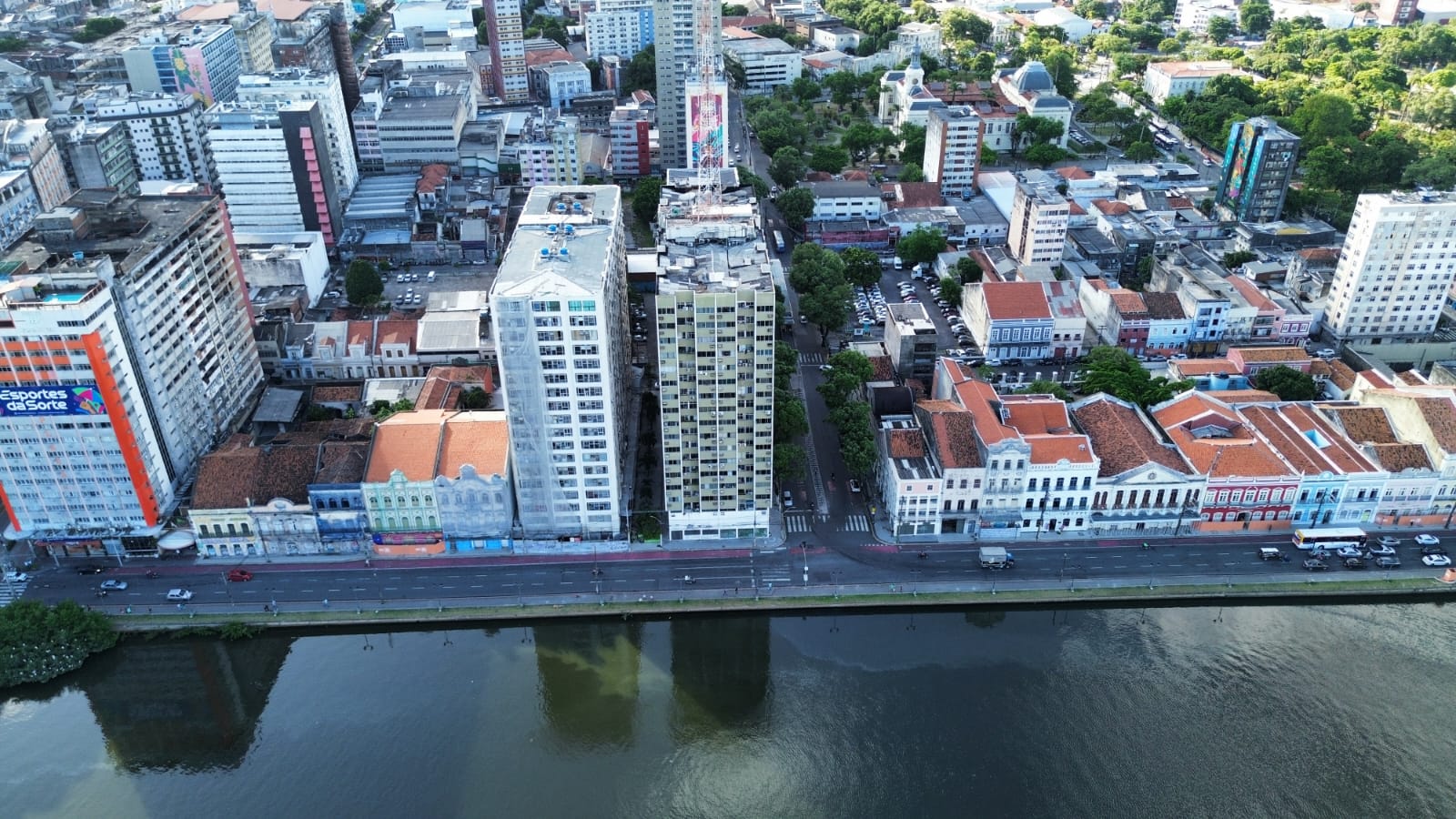 WhatsApp Image 2025-02-24 at 21.21.52.jpeg