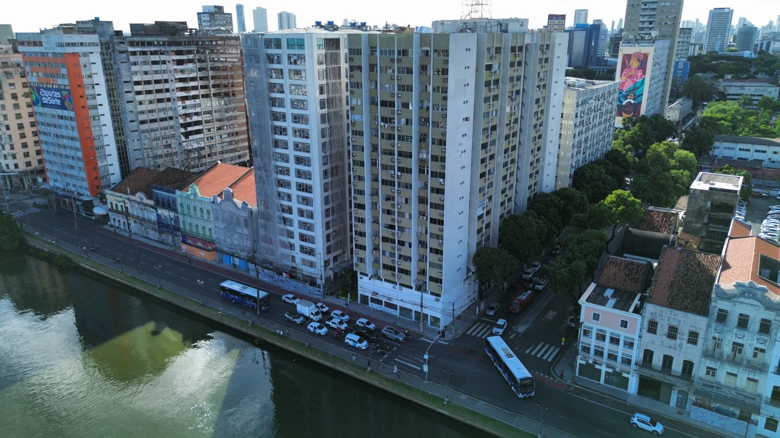 WhatsApp Image 2025-02-24 at 21.21.52 (3).jpeg